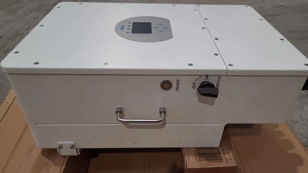 ZESTAW! DEYE LV SUN12K-SG04LP3-EU + DEYE SEG5.1-Pro-B - 11850 zł