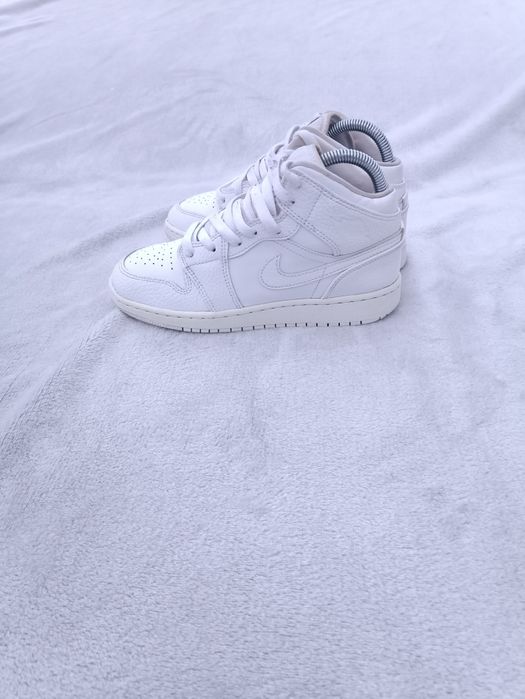 Женские кроссовки ботинки 2021 Nike Air Jordan р36