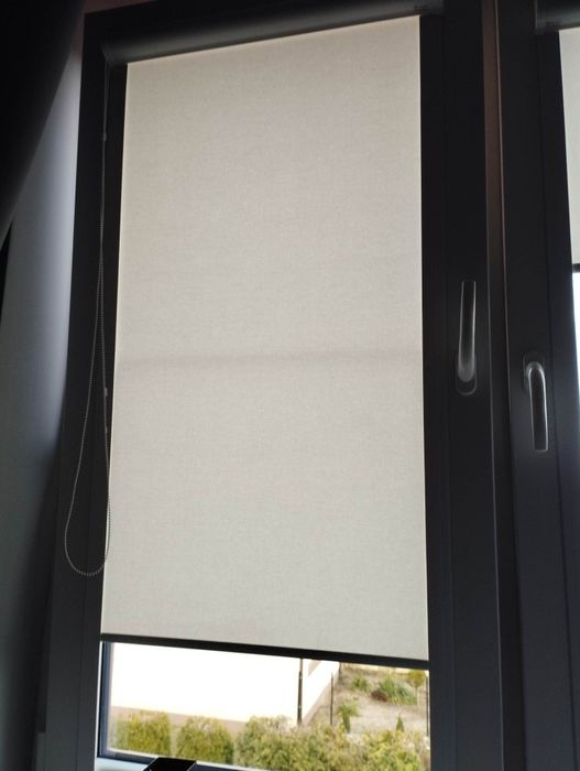 Rolety jasne biało kremowy kolor 7 sztuk