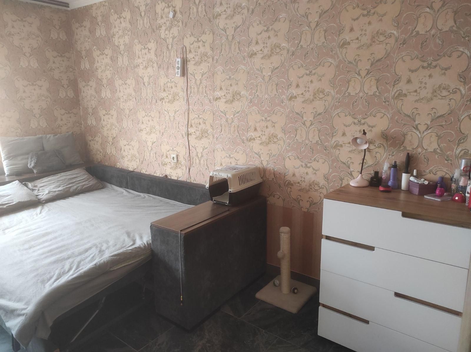 Продається 2-кімнатна квартира в Хмельницькому