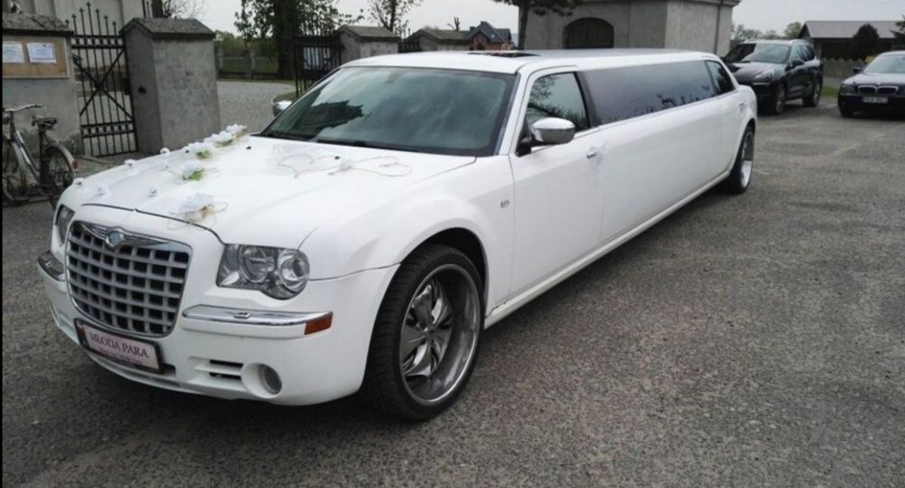 Wynajem Limuzyn Chrysler 300C DUB style 5,7 HEMI