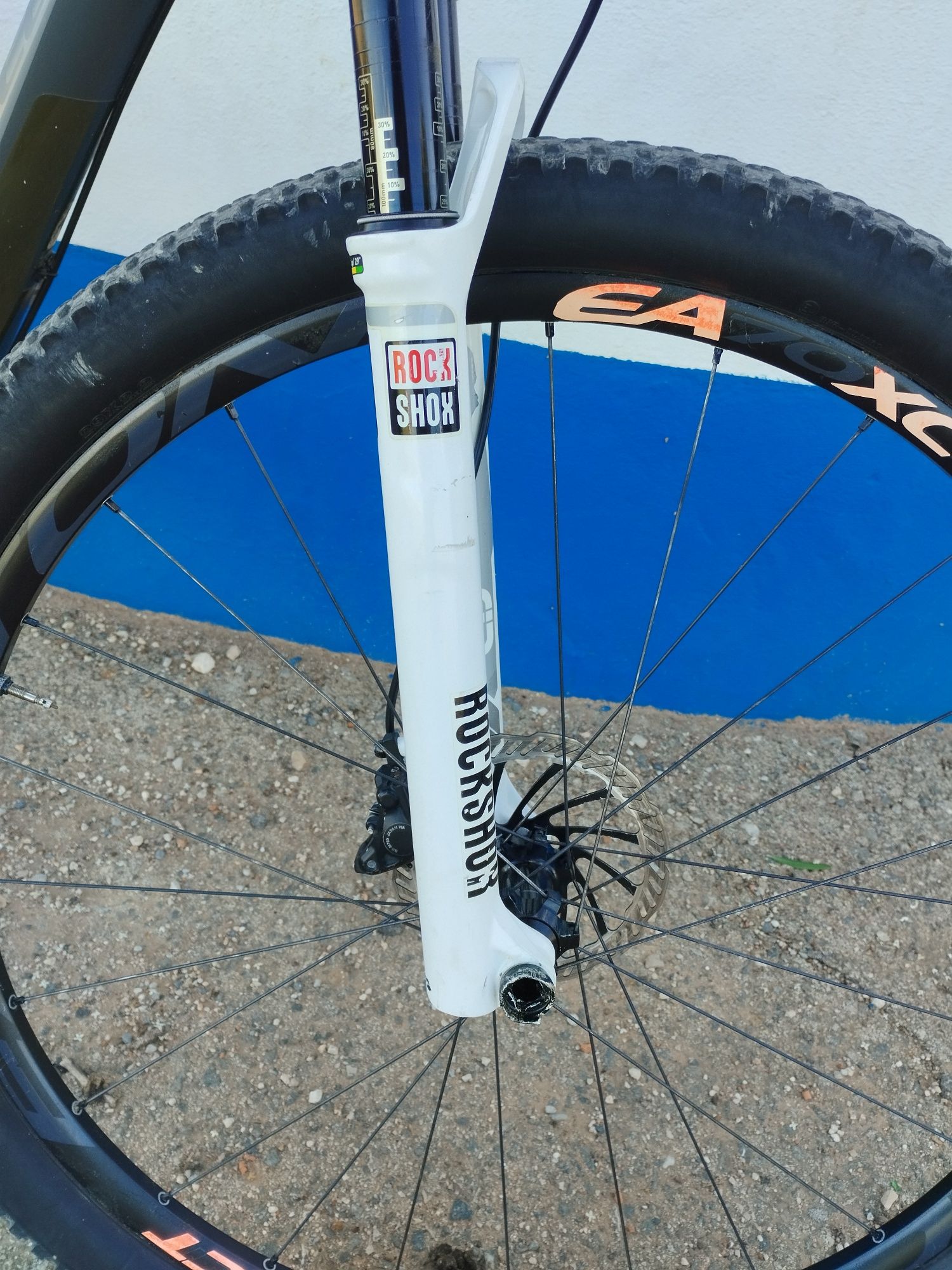 Bicicleta Cube Reaction Pro GTC