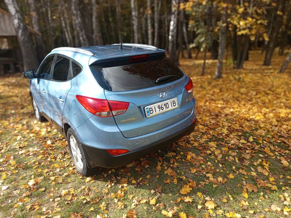 Hyundai ix 35 сів і поїхав