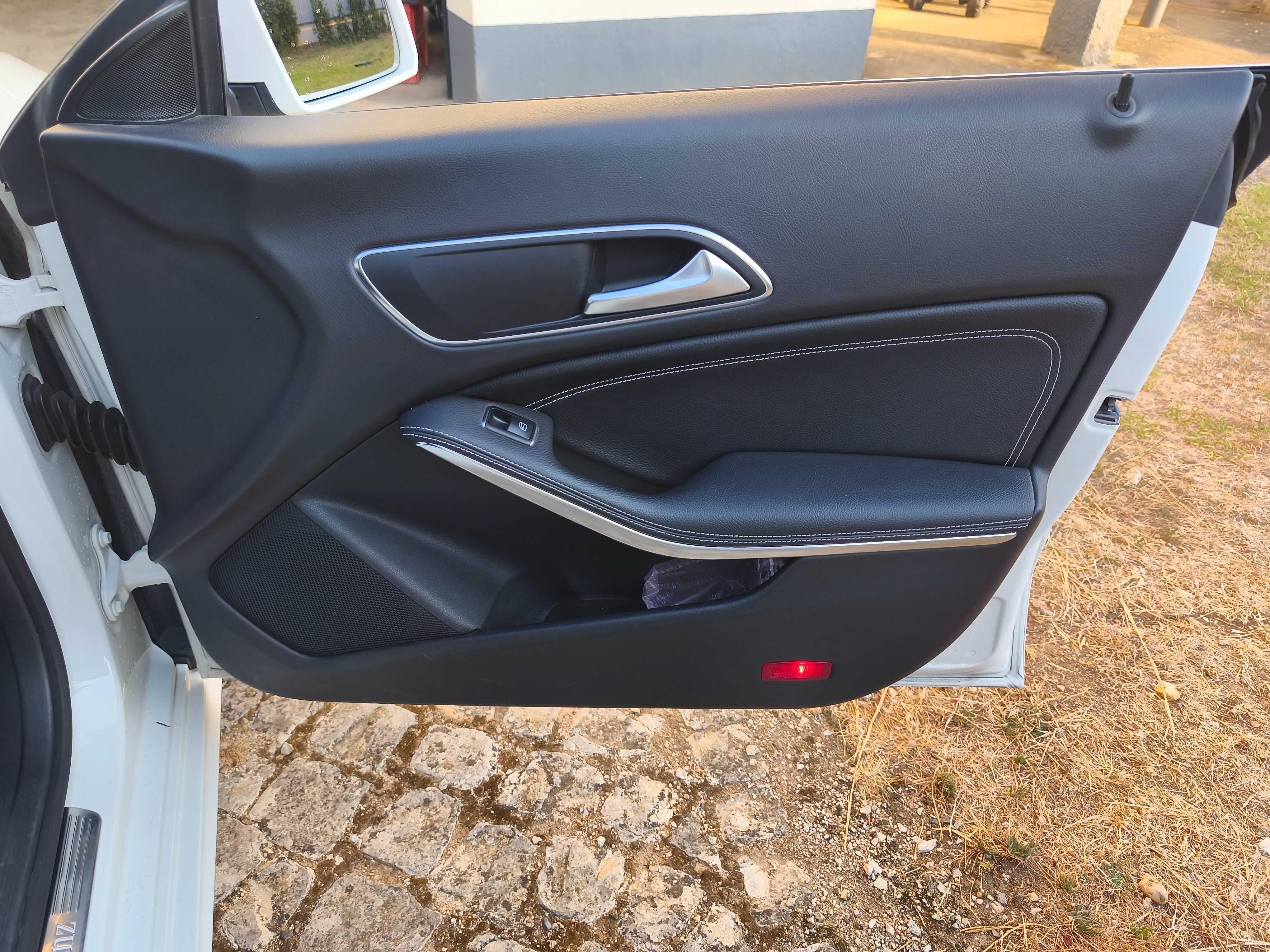 Mercedes CLA 200D 2017 carrinha motor mercedes