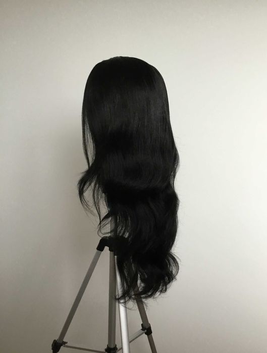 peruka syntetyczna fale 66 cm czarna