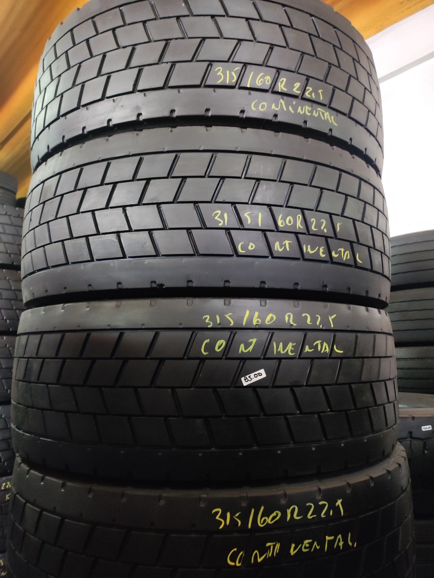 315/60R22,5 continental usados