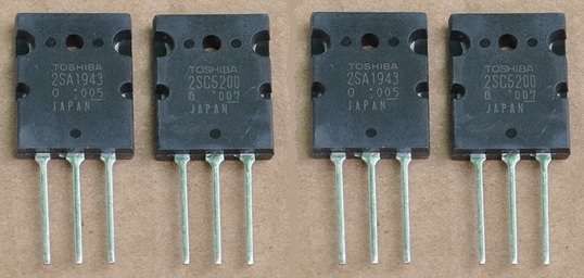 Par complementar transistor 2SA1943 e 2SC5200