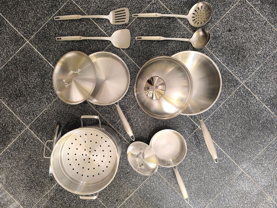 Conjunto de panelas