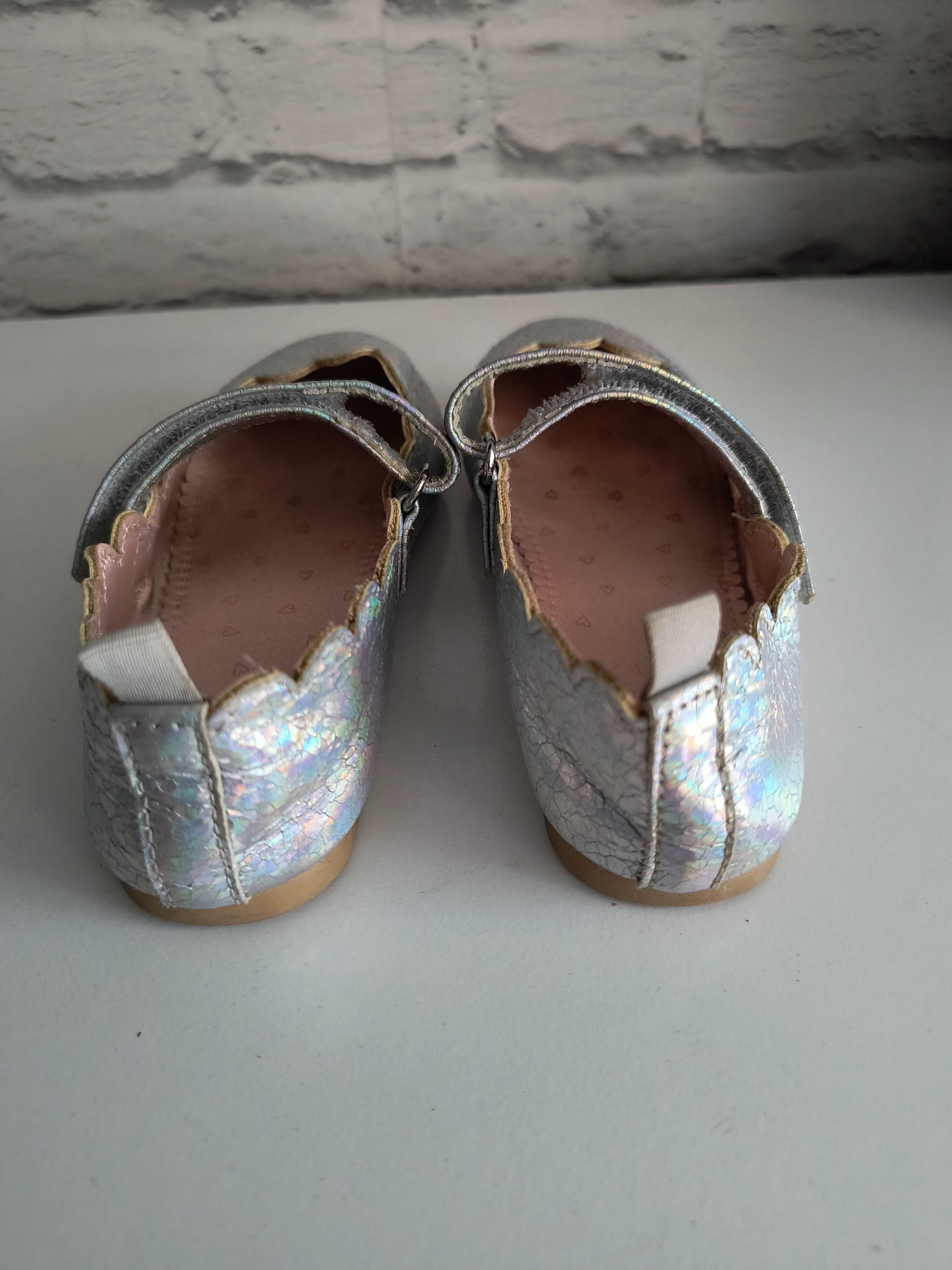 Eleganckie buty, baleriny dla dziewczynki Elsa firmy H&M rozm. 27