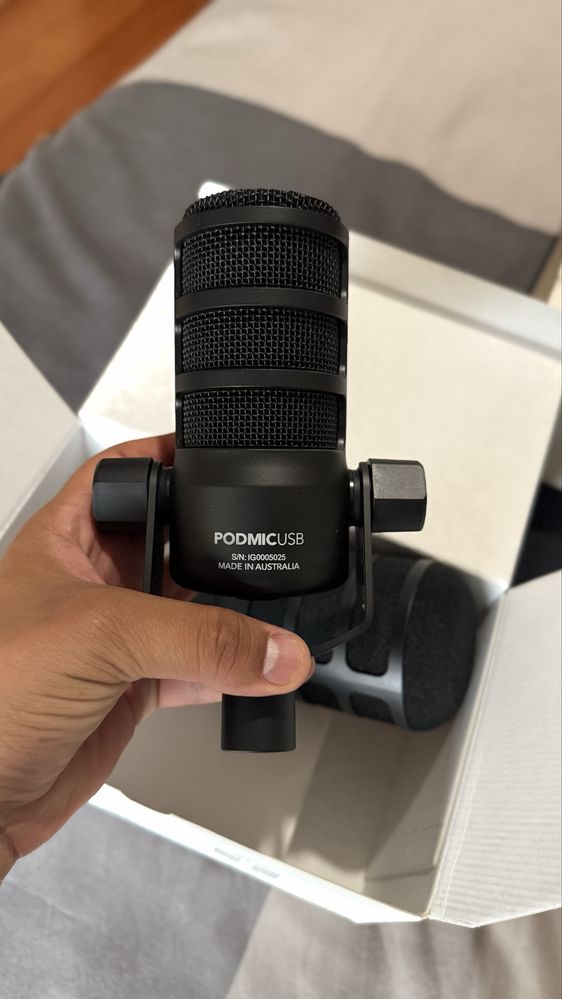 Rode PodMic USB – Como Novo, com Caixa Completa