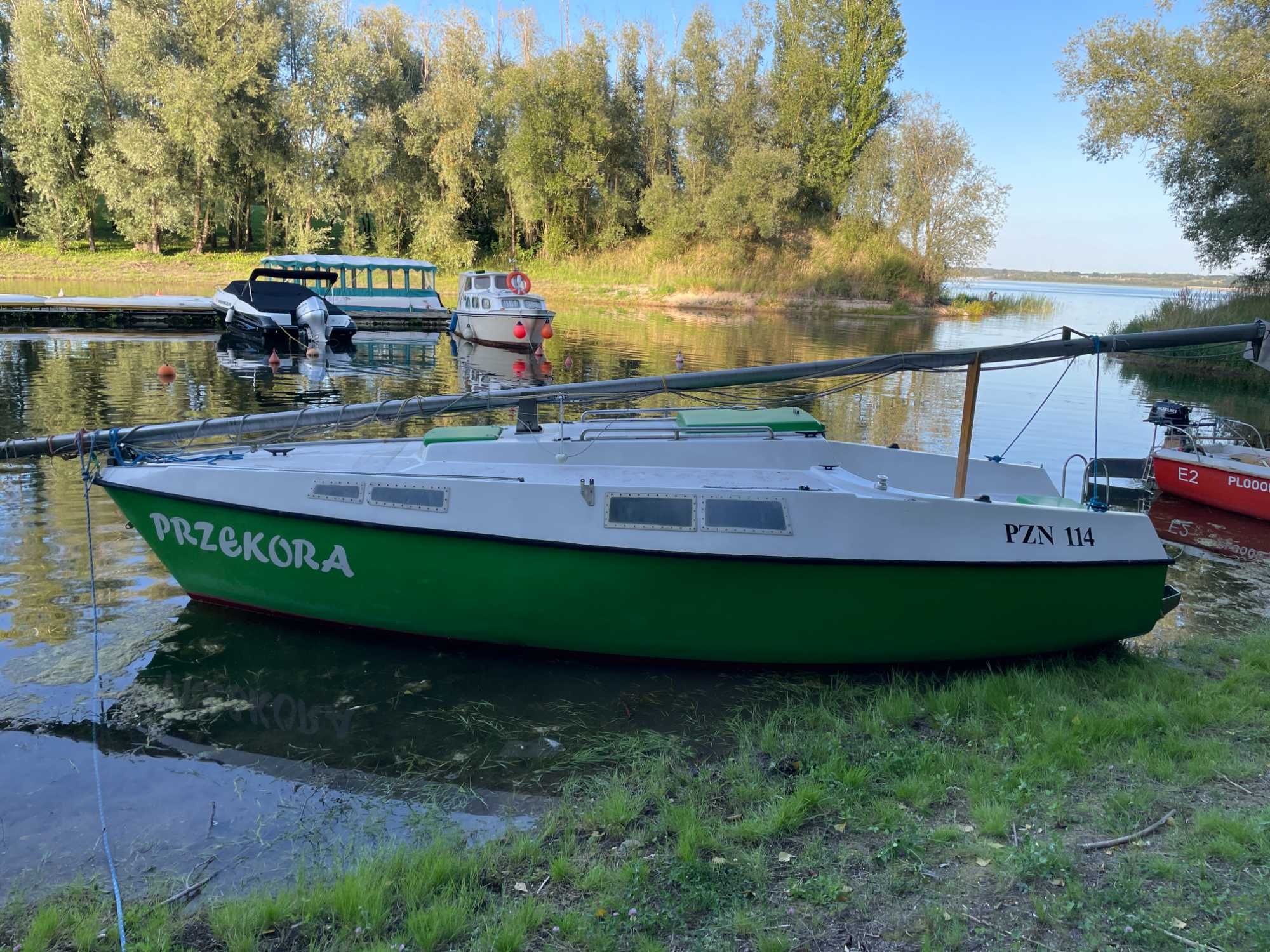 Sprzedam jacht MAK 707 zarejestrowany w REJA 24 do 11.09 na wodzie