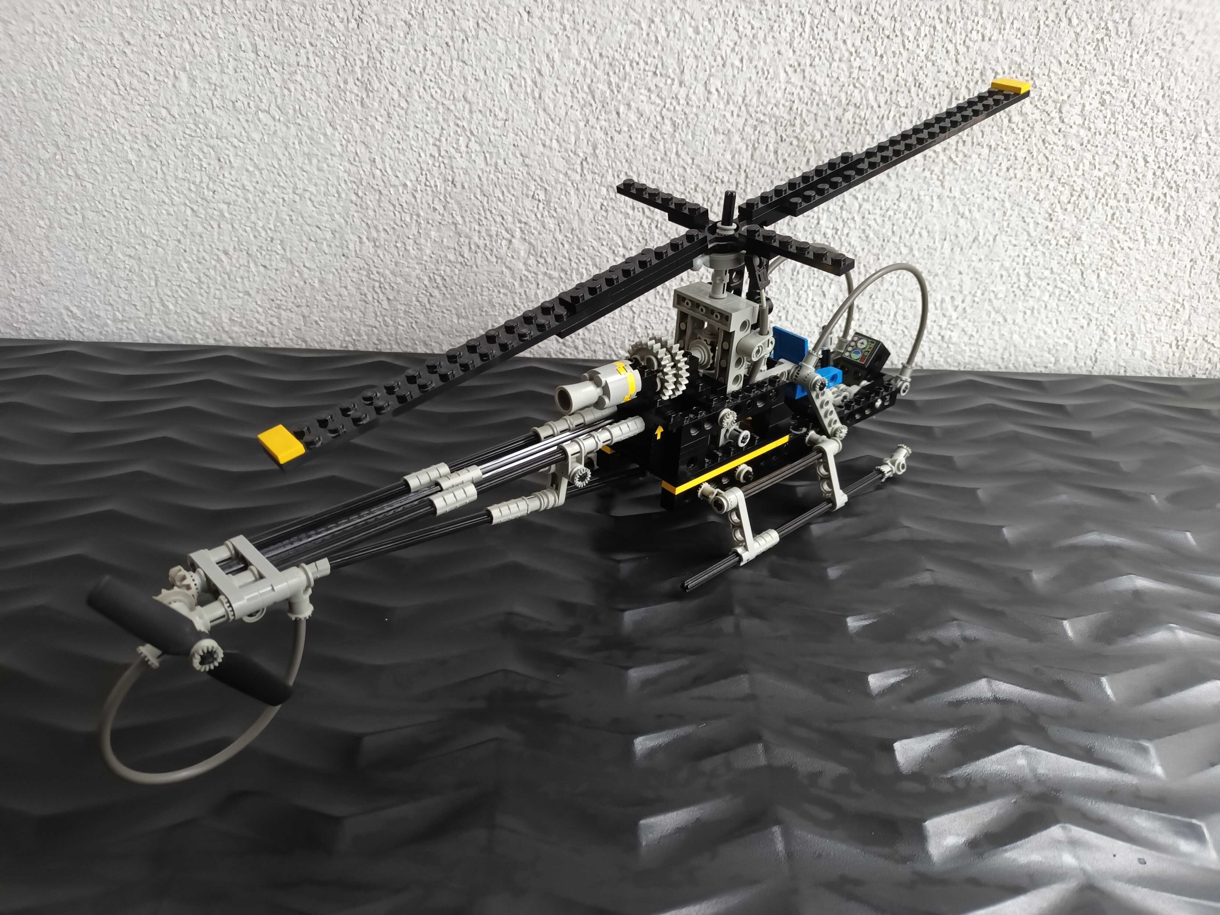 Klocki LEGO Technic 8412 - Helikopter patrolowy