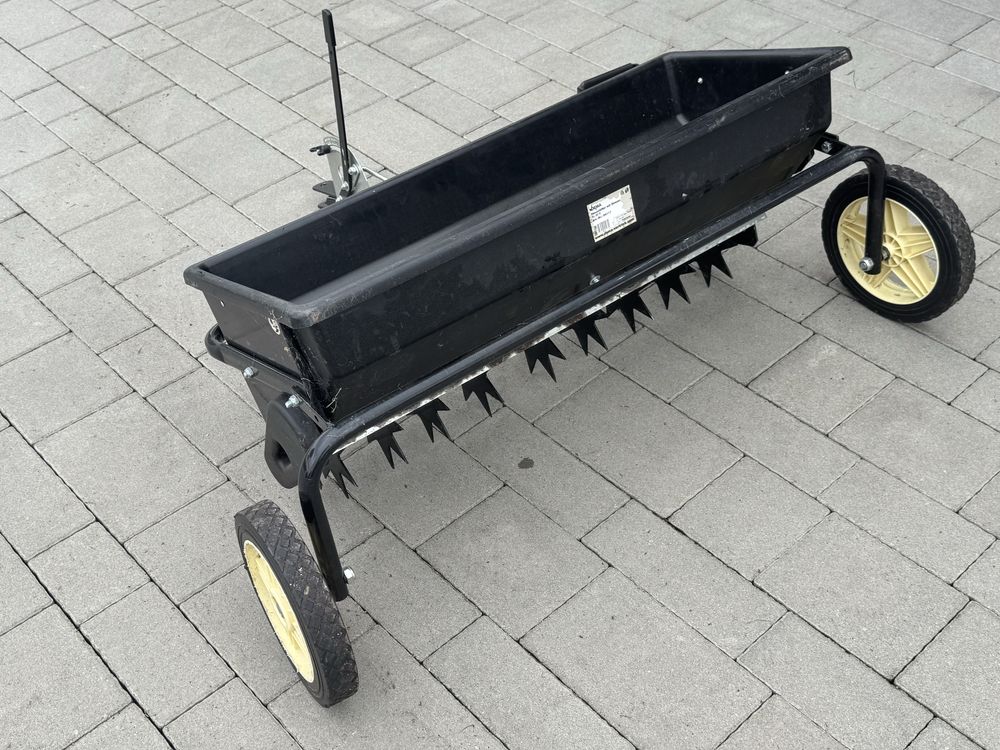 Siewnik z areatorem 80cm do traktorka Cedrus