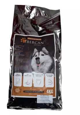 Zdrowa karma dla psa IBERCAN Premium drób,wołowina 41 %mięsa 4 KG