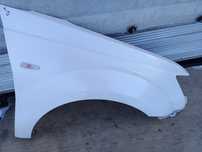 Mitsubishi Outlander II błotnik w13 biała perła