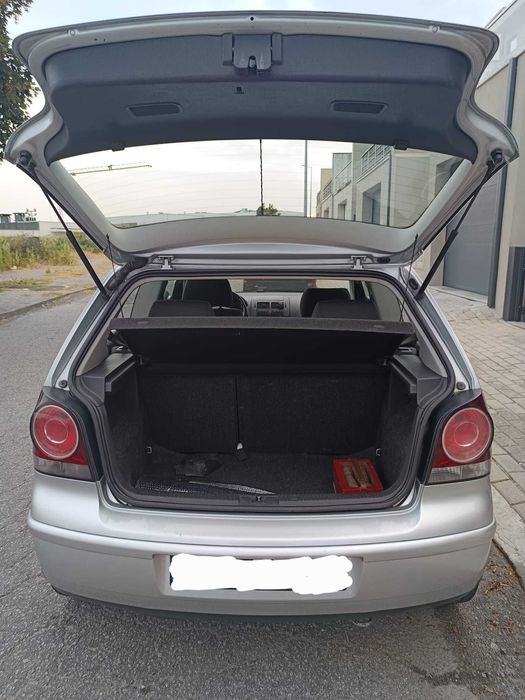 POLO Cinza Semi Novo