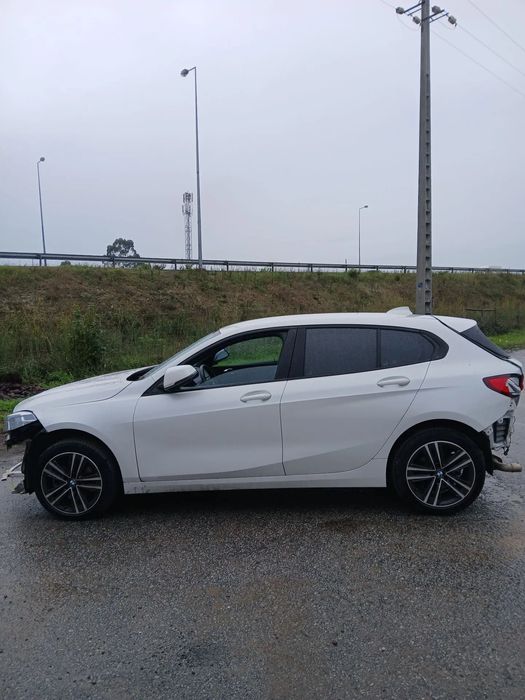 Elevador vidros frente esquerdo BMW 1 (F40)