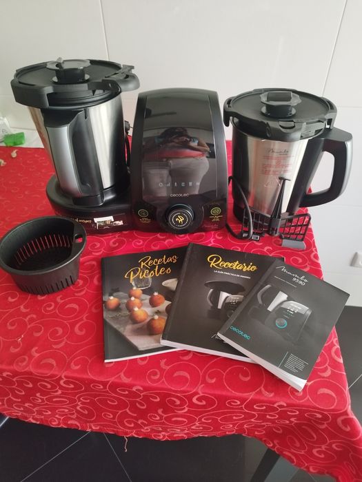 Robot Cecotec Mambo 9590