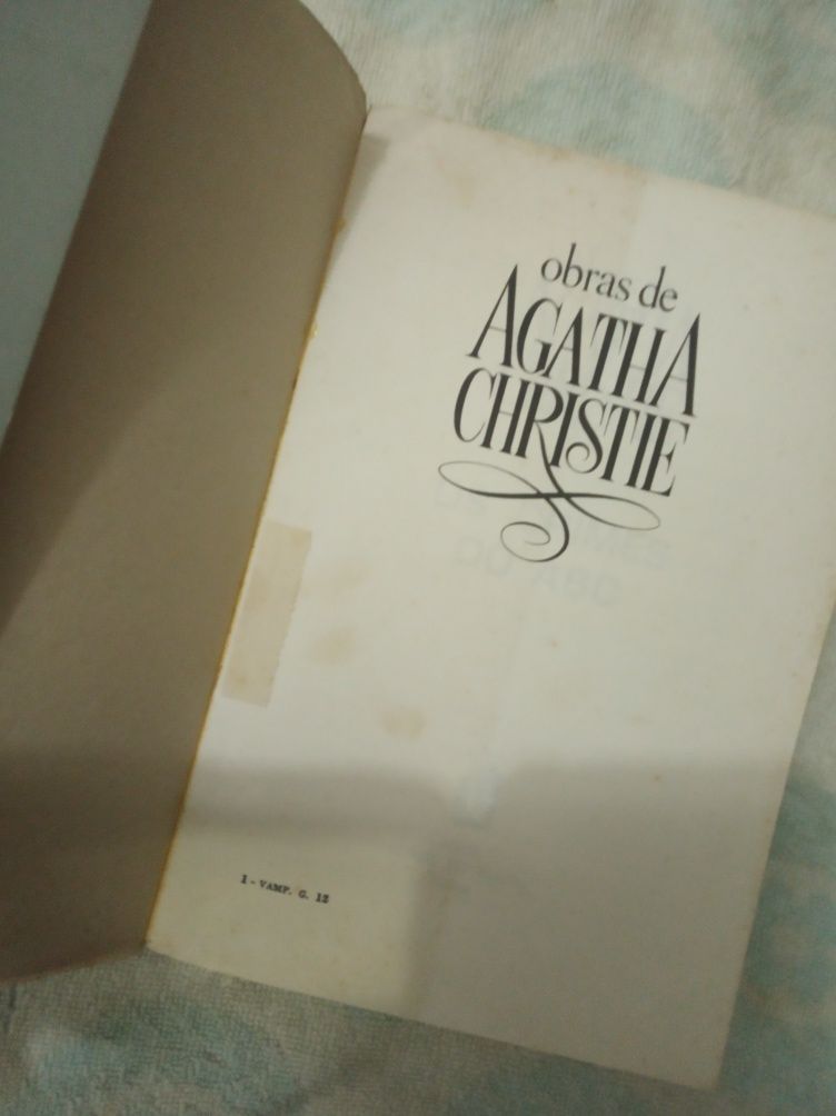 Harry Potter  e  Agatha Christie - 2 livros