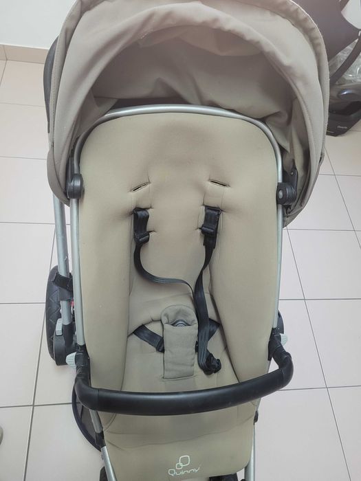 Carrinho Bebé + Ovo + Base Cadeira Maxi-Cosi (Isofix)