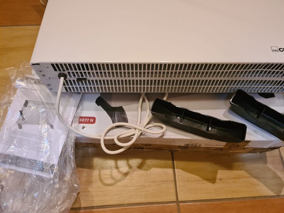 Grzejnik elektryczny 230 volt nowy