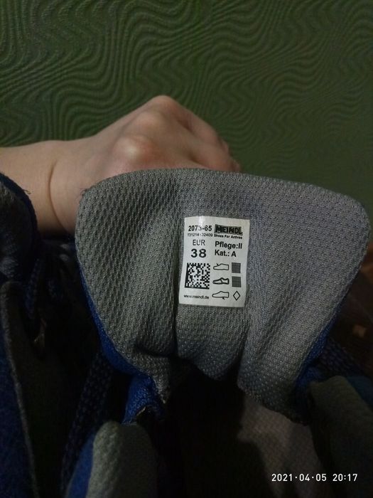 Продам кроссовки (ХОРОШЕЕ СОСТОЯНИЕ)!