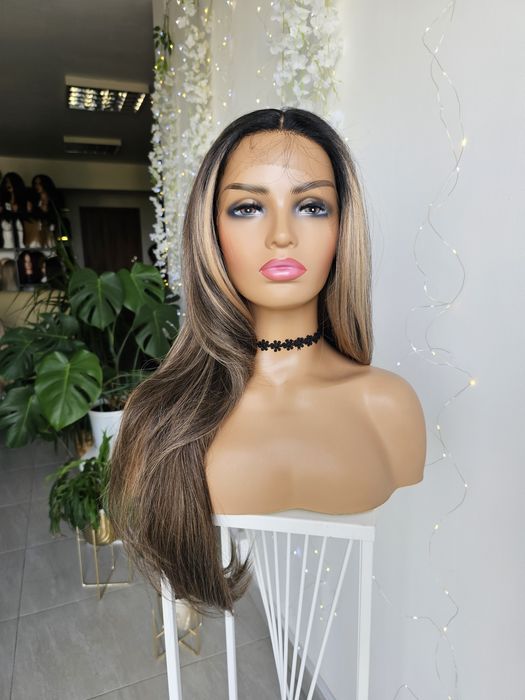 Długa peruka Premium hair Miranda brąz blond refleksy naturalny efekt