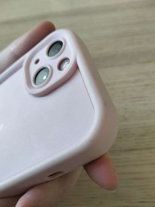 iPhone 13 + etui + kabel