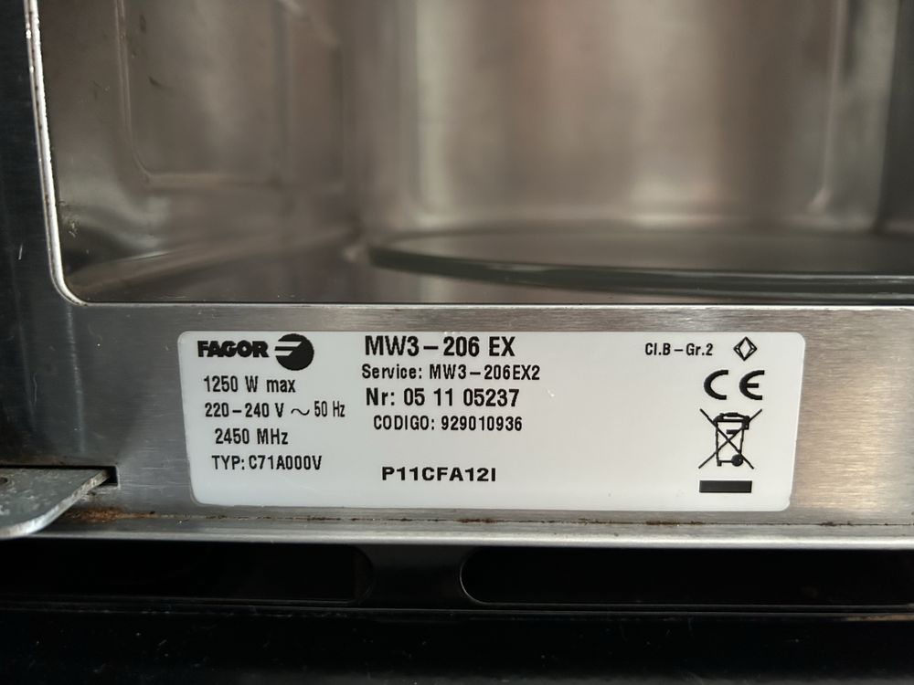 Micro Ondas de Encastrar Fagor - Para desocupar