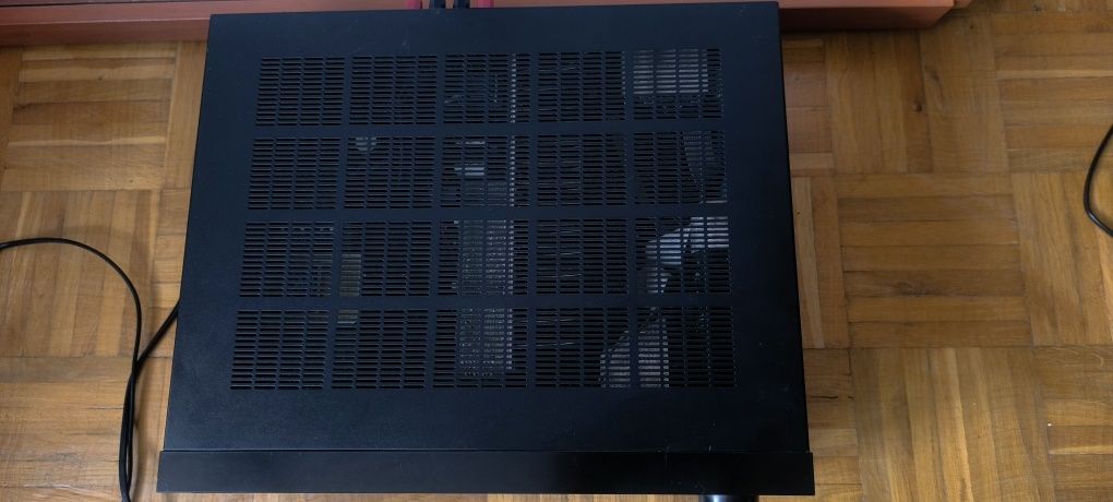 Amplituner Yamaha RXV420RDS uszkodzony