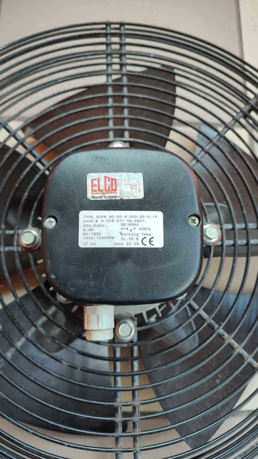 Промышленный осевой настенный вентилятор фирмы ELCO.