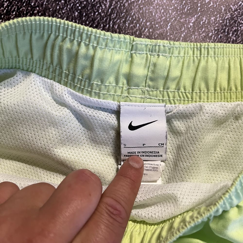 Шорти Nike