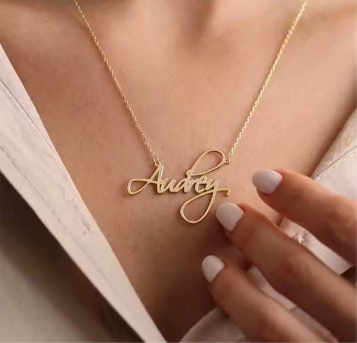 Colar personalizado com Nome