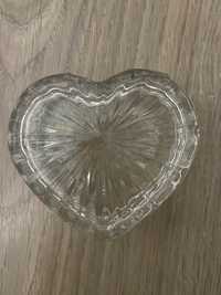 Caixa em forma de coração em cristal chumbo