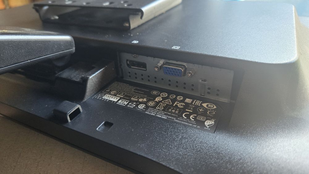 Монітор HP Prodisplay P222 va 21.5"