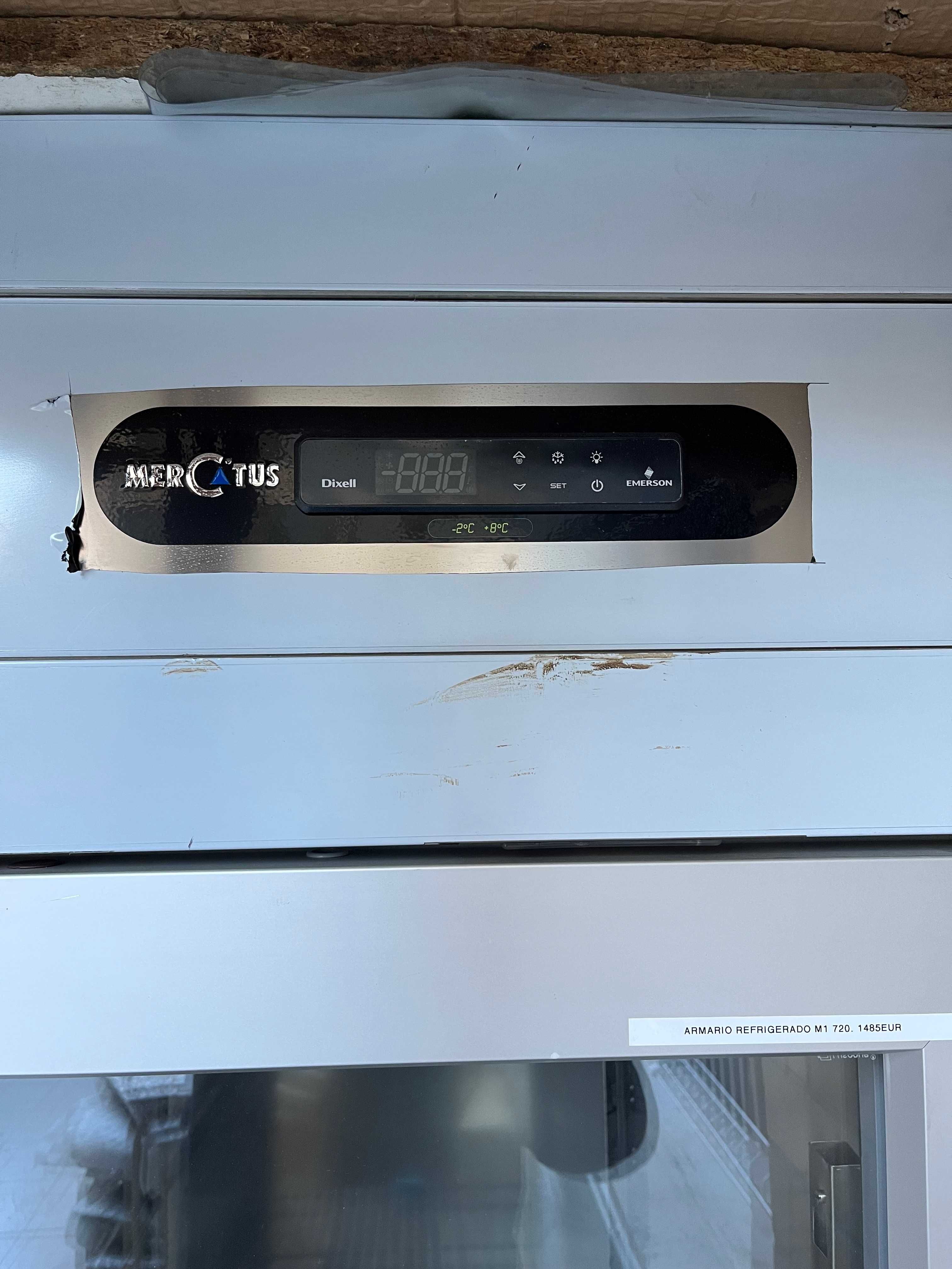 Frigorifico e bancada de refrigeração