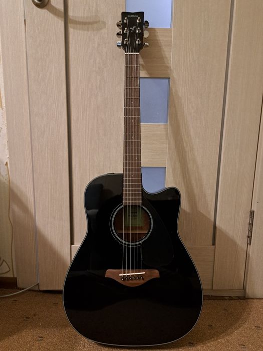 Гитара Yamaha FGX 800 C