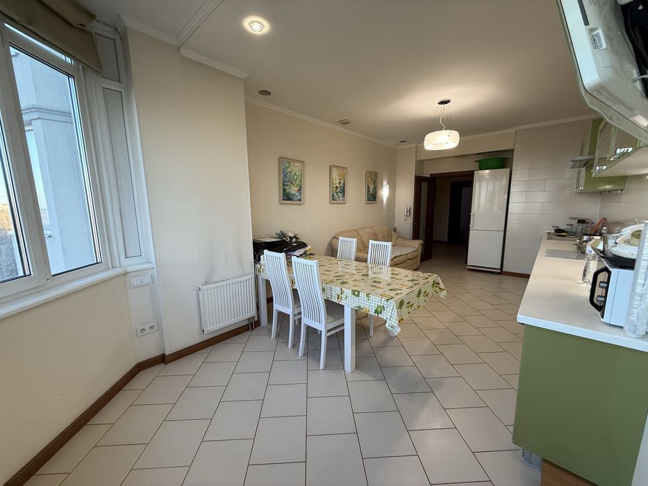 Продаю 4-к ЖК Адмирал 160м2