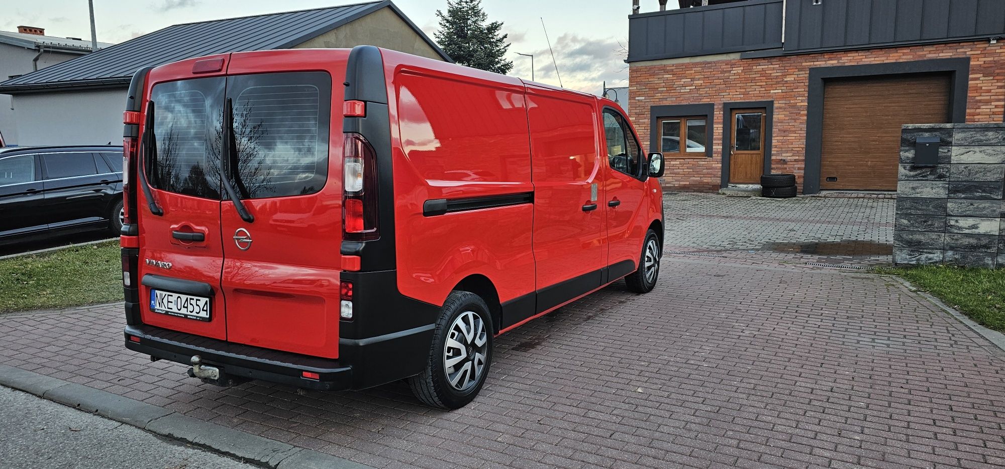 Opel vivaro long rok 2019 silnik 1.6 diesel przebieg 110 tys zamiana