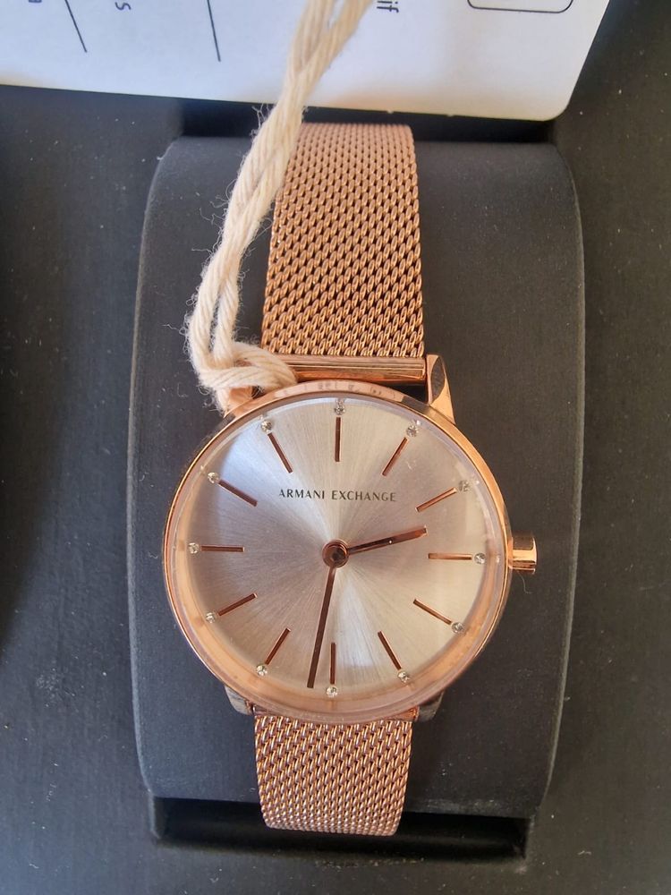 Продам годинник Armani Exchange AX7121
