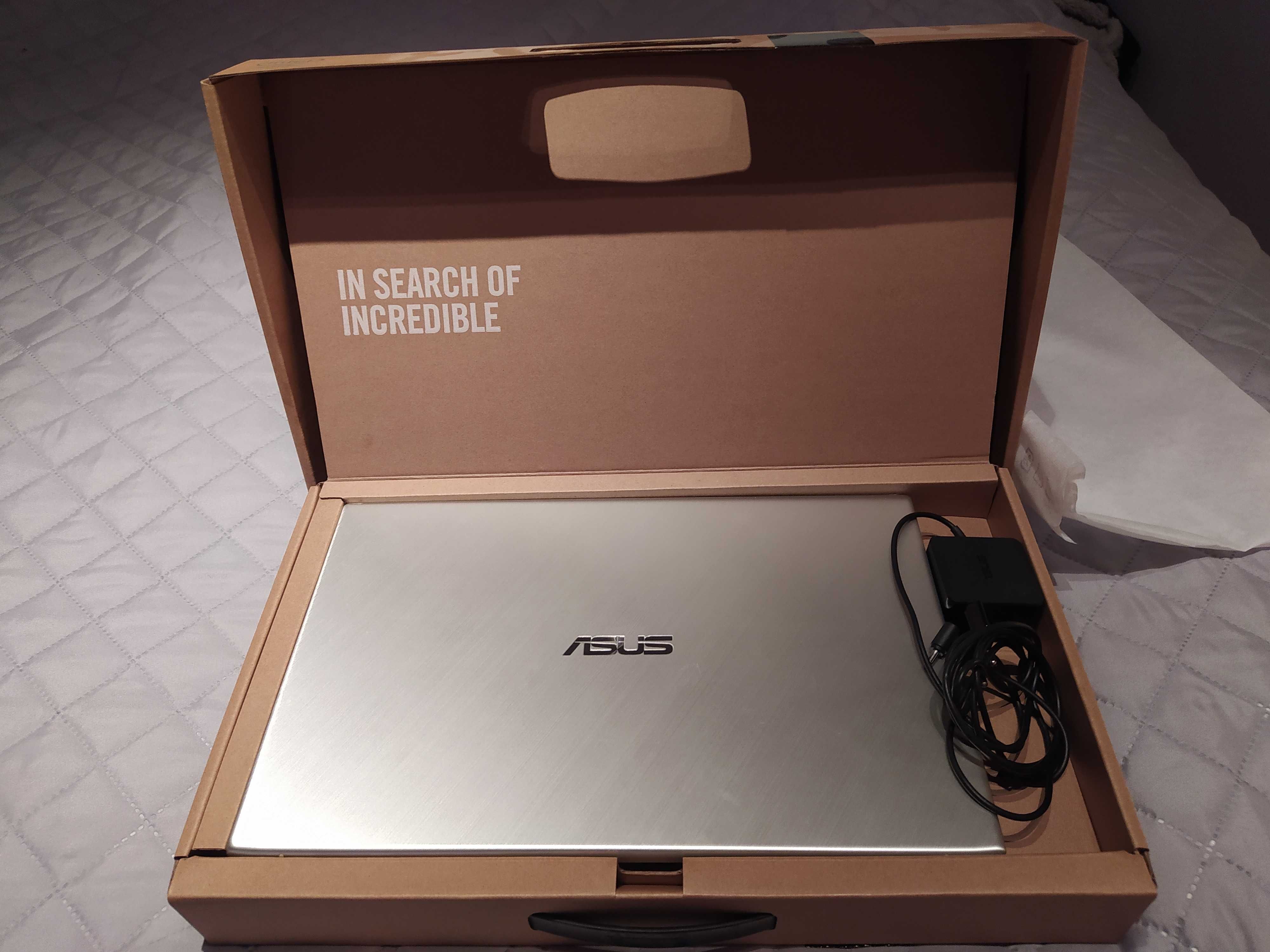 Laptop Asus VivoBook K512J