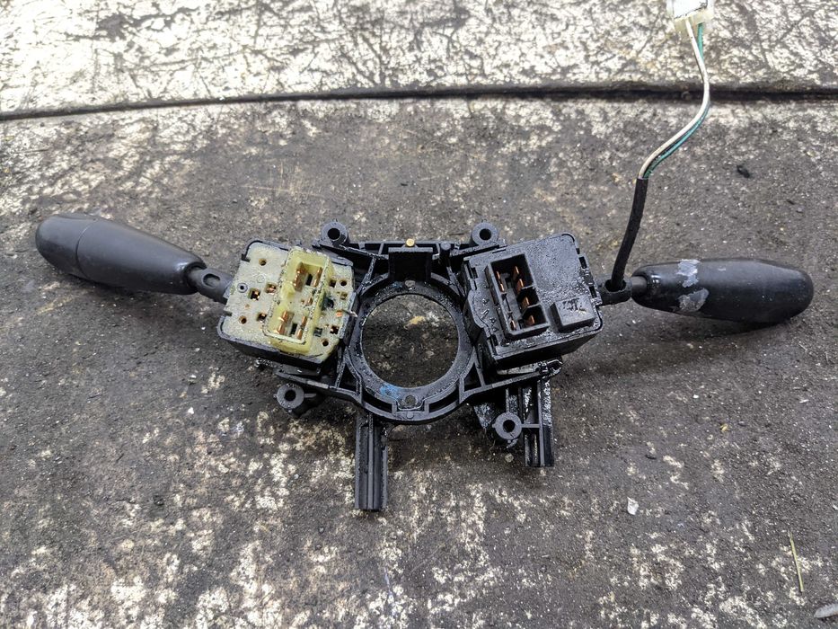 Daewoo Lanos Przełącznik Zespolony Kierunkowskazów Manetka Pająk