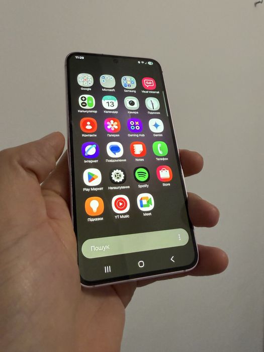 Samsung s23 256gb. Гарний стан