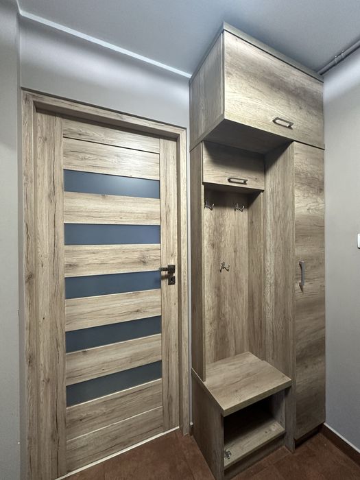 Przedpokój meble wieszak szafka