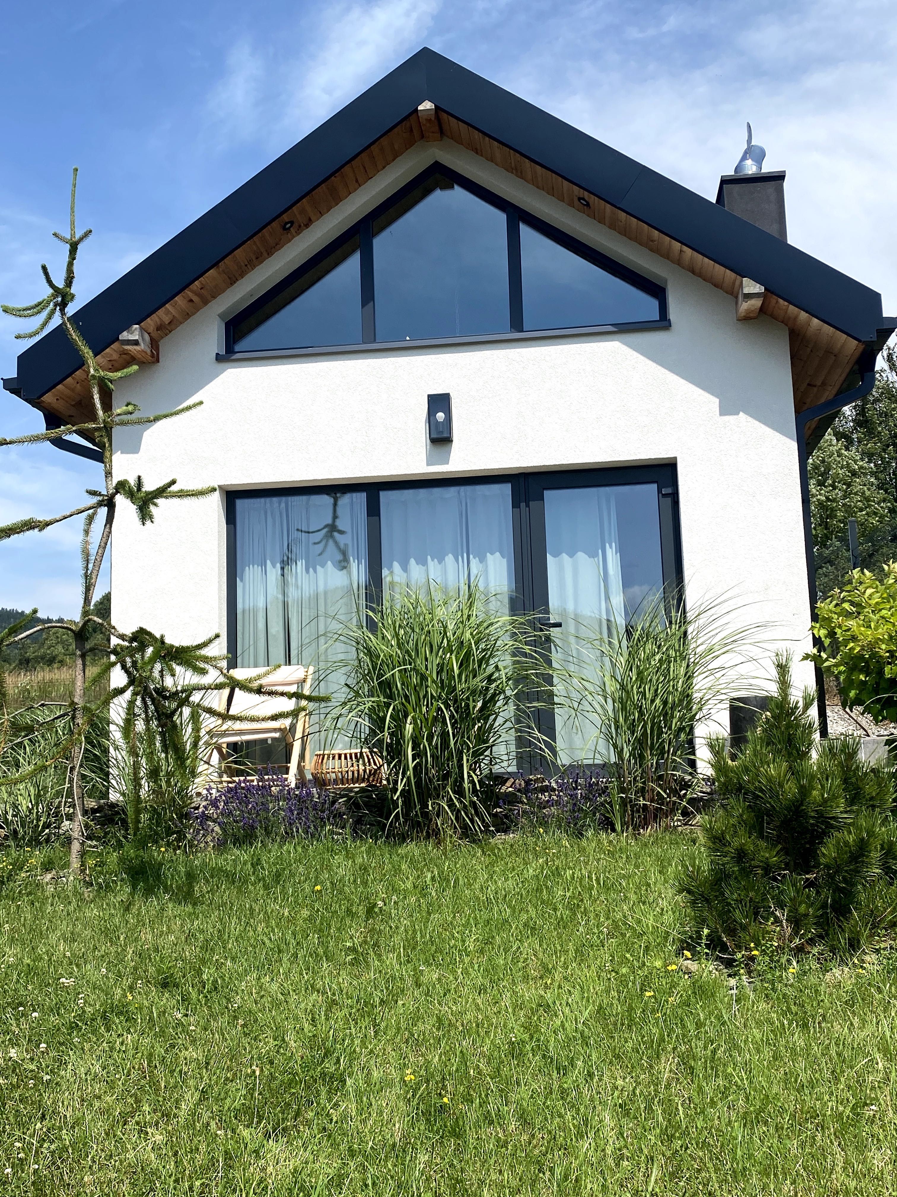 Domek  z banią z widokiem na góry  Łomnica- Góry Sowie