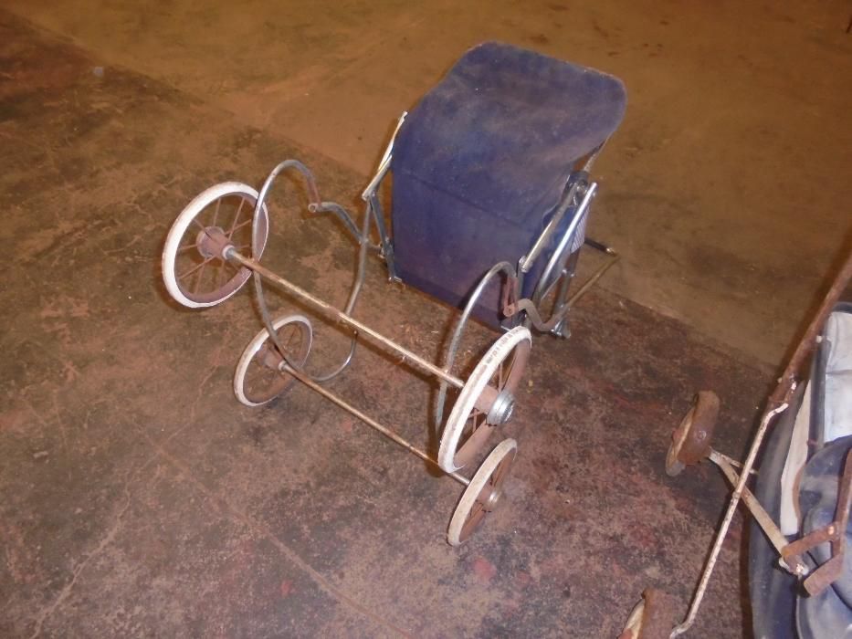 Carrinhos de Bonecas