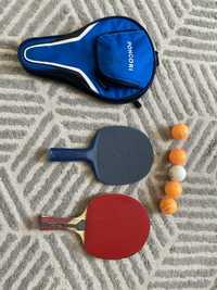 Conjunto de bolas e raquetas de ping-pong