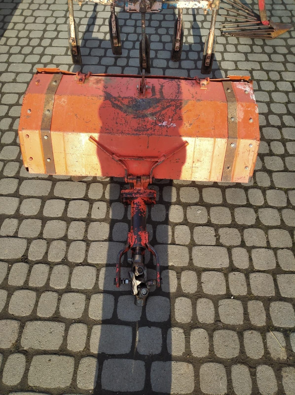 Продам трактор 21 к/с