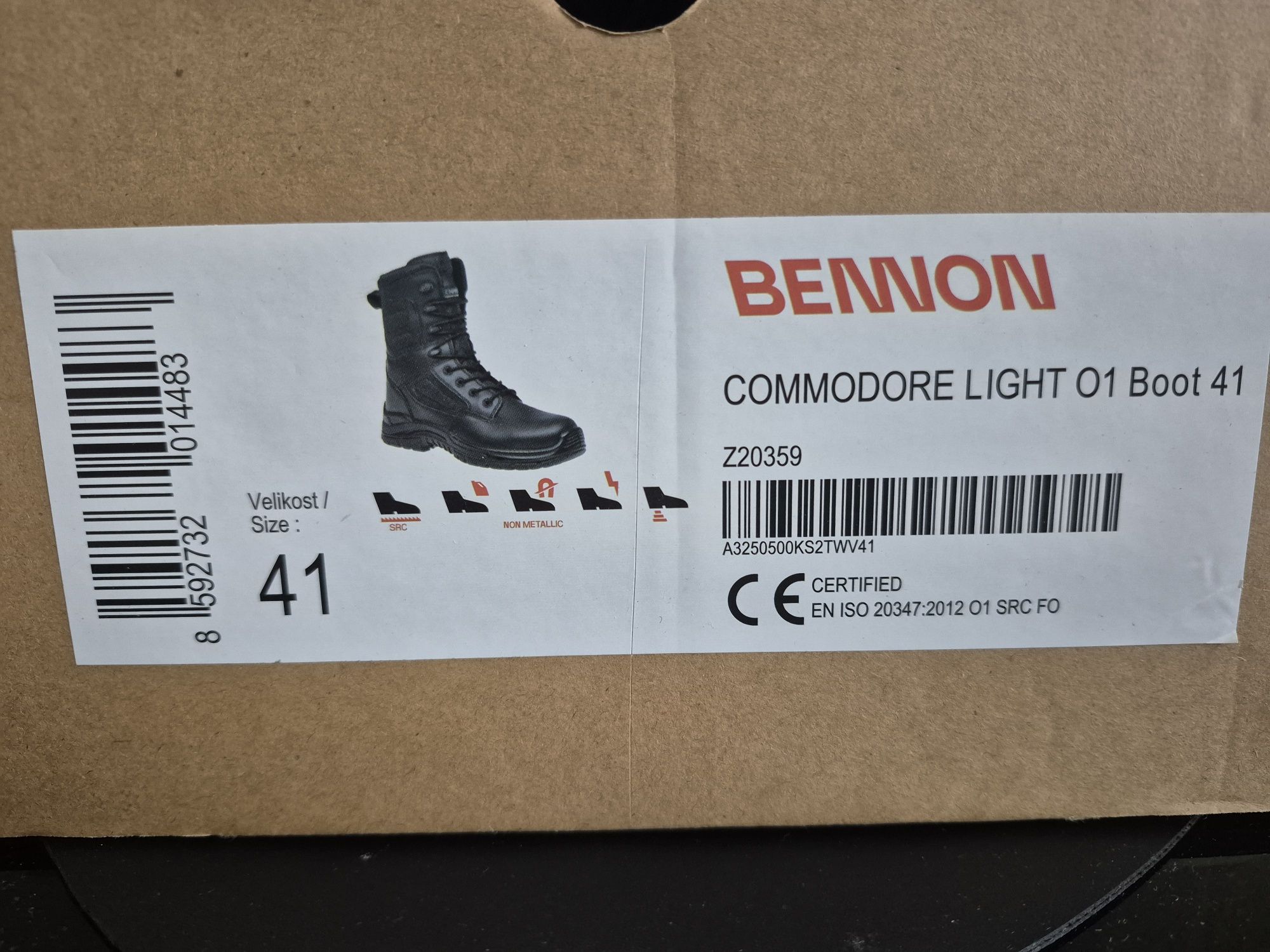Buty taktyczne patrolowe ochronne 42