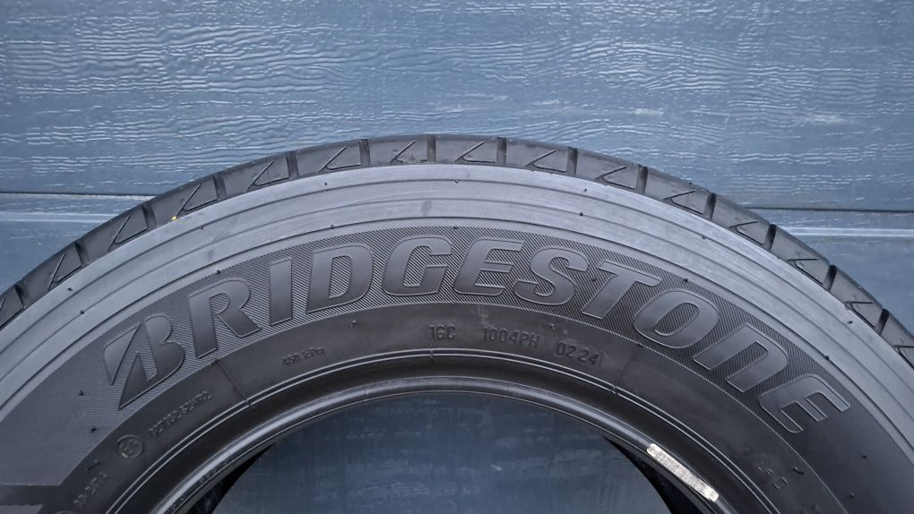 Bridgestone 215/70 R15 C Duravis 2024
